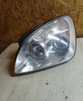 KIA Carens II Headlight/headlamp 02A011A 2138 0142