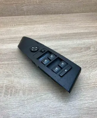 BMW 5 E60 E61 Electric window control switch 6951904