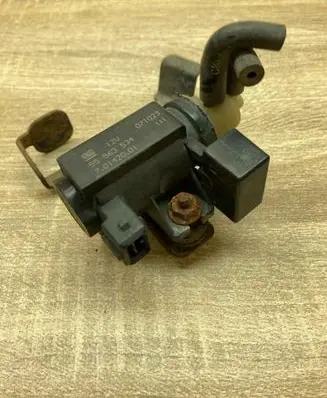 Opel Zafira B Turbo solenoid valve 55563534 70142001