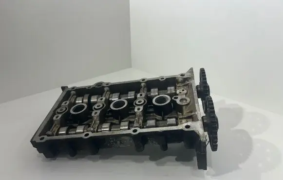 Volkswagen Polo IV 9N3 Camshaft 03C103475Q 03C103475