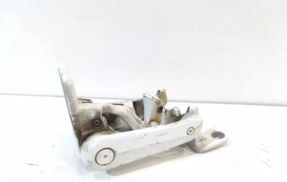 Mercedes-Benz Sprinter W907 W910 Loading door lower hinge A9107409100