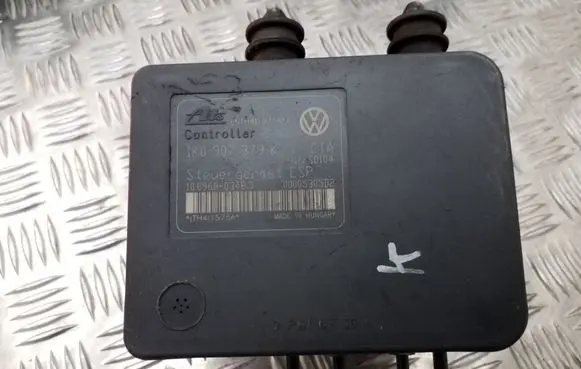 Volkswagen Golf V ABS Pump 1K0907379K 1K0614517H