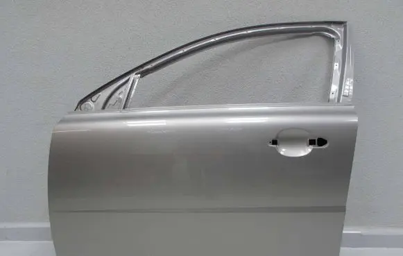 Volvo V70 Front door 49881