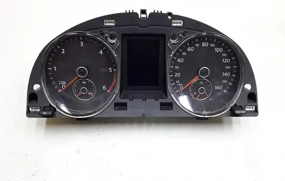 Volkswagen PASSAT B7 Speedometer (instrument cluster) a2c53439630