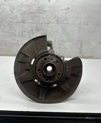 BMW 7 F01 F02 F03 F04 Rear wheel hub 6797448
