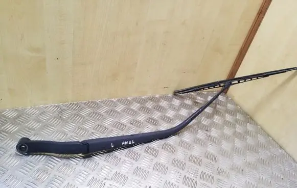 Mazda 3 II Front wiper blade arm