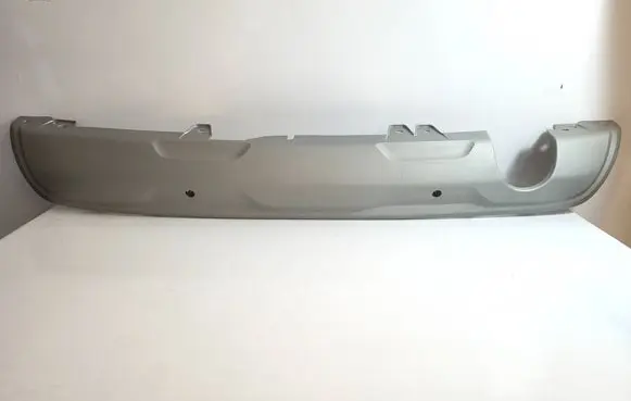 Rear bumper trim bar molding