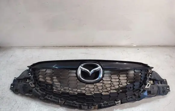 Mazda CX-5 Front bumper upper radiator grill