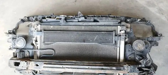 Hyundai Santa Fe Radiator support slam panel