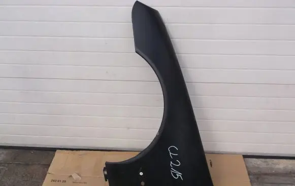 Mercedes-Benz CL C215 Fender