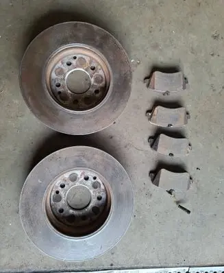 Mercedes-Benz C W203 Front brake disc