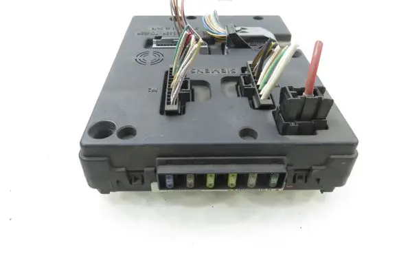 Renault Scenic I Central body control module S108502610G 8200029342B