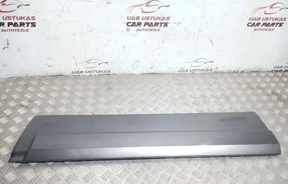 KIA Sorento Front door trim (molding) 877403E001