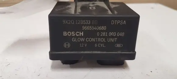 Land Rover Discovery 4 - LR4 Glow plug pre-heat relay 9665940680 0281003048 9X2Q12B533BB