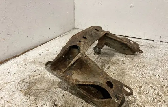 Opel Rekord E1 Front axle beam 