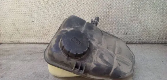 Mercedes-Benz C W203 Coolant expansion tank/reservoir 2035000049