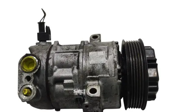 Opel Corsa D Air conditioning (A/C) compressor (pump) 55703721