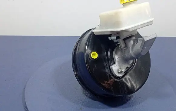 Jeep Grand Cherokee Brake booster