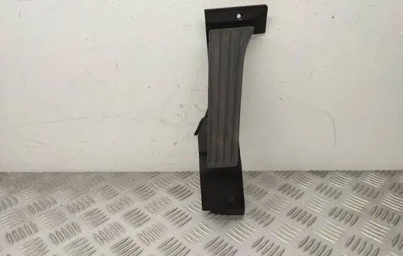 BMW 3 E90 E91 Accelerator throttle pedal 6786285
