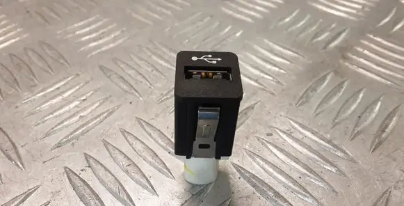 USB socket connector