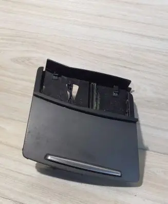 Car ashtray