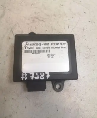 Mercedes-Benz Vito Viano W639 Other control units/modules 0265451832
