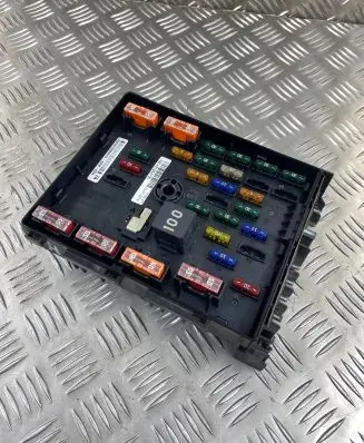 Volkswagen Sharan Fuse module 3c0937125A