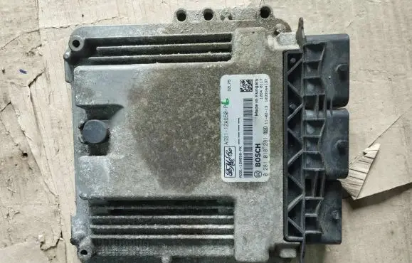 Ford Mondeo MK IV Engine control unit/module AG9112A650PK 0281018281 AG9112A650P