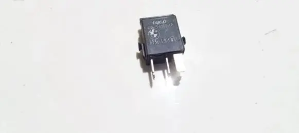 BMW 5 E34 Other relay 61361393412 v23073-b1005-x18