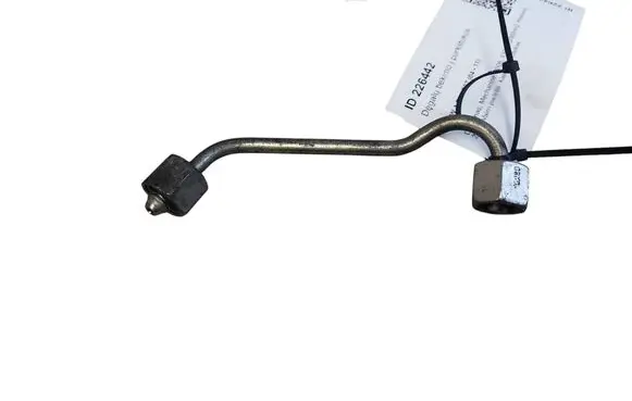 BMW 1 E81 E87 Fuel injector supply line/pipe 