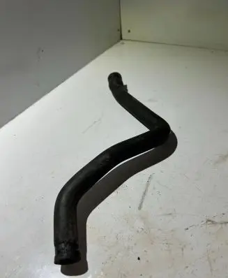 BMW 5 E39 Engine coolant pipe/hose 8267929
