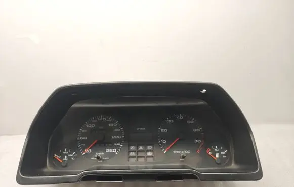 Audi 200 Speedometer (instrument cluster) 88311079 81117344
