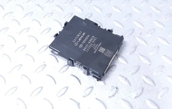 Toyota Yaris XP210 Gateway control module 89111K0020 2320000103