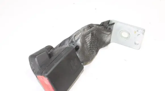 Jaguar XF X250 Rear seatbelt buckle 33048305
