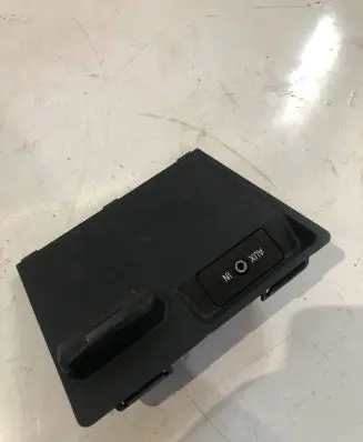 BMW X5 E70 USB socket connector 100355102 773201 SP12976
