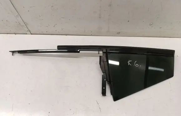 Mercedes-Benz EQE v295 Rear vent window glass 43R00128 A2957309300