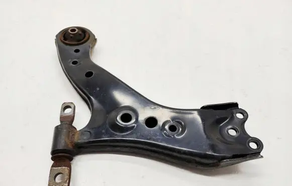 Toyota RAV 4 (XA50) Front lower control arm/wishbone