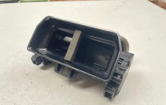 Audi A6 S6 C7 4G Rear glass lock/latch Q23 4K0857042A