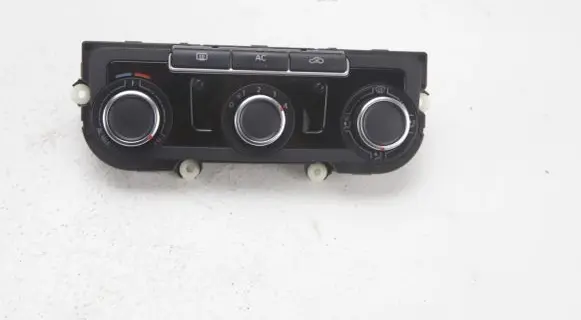 Volkswagen Golf VI Climate control unit 7N0907426AM
