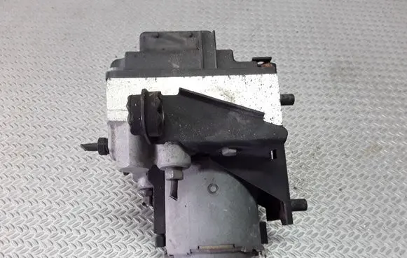 BMW 7 E38 ABS Pump 0265213010
