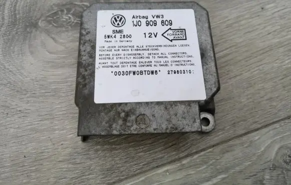 Audi A3 S3 8L Airbag control unit/module 1J0909609 27980310 5WK42800