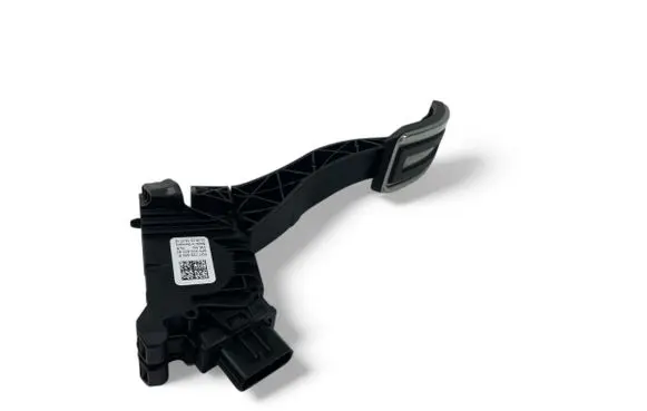 Skoda Superb B8 (3V) Accelerator throttle pedal 5Q1723503K