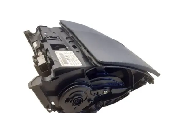 Mercedes-Benz C W204 Screen/display/small screen A2048204697 2044421006 2048204797