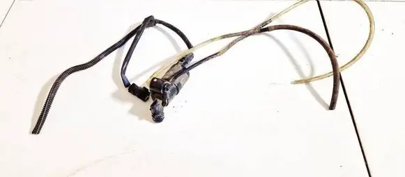 Peugeot Partner Windscreen/windshield washer pump 8200031805