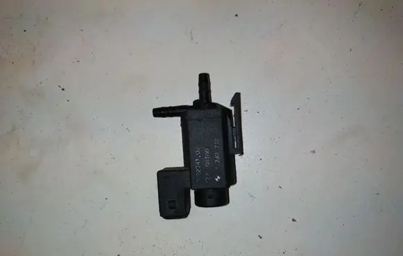 BMW 5 E60 E61 Turbo solenoid valve 1742712