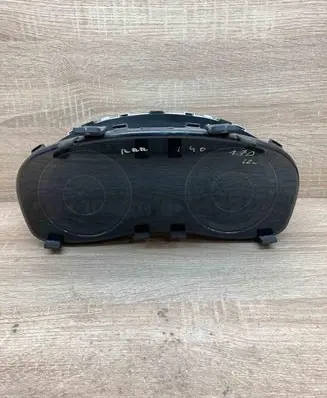 Hyundai i40 Speedometer (instrument cluster) 1164001470 940033Z050 MPH