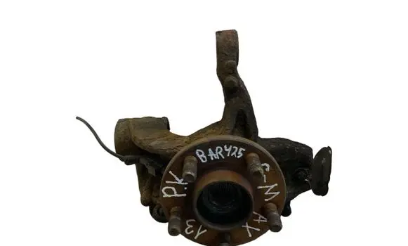 Front wheel hub