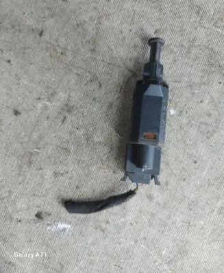 Brake pedal sensor switch