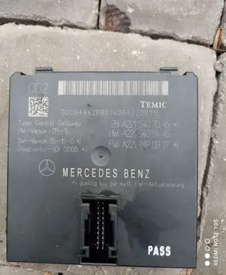 Mercedes-Benz S W221 Door central lock control unit/module A2215407045
