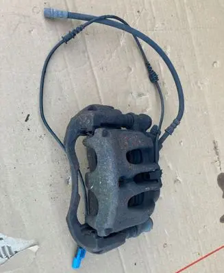 Mercedes-Benz Sprinter W906 Front brake caliper 2013R